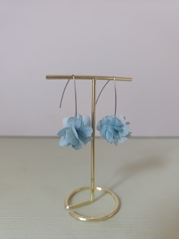 Boucles d'oreilles pendantes - Hortensia bleu – Image 2